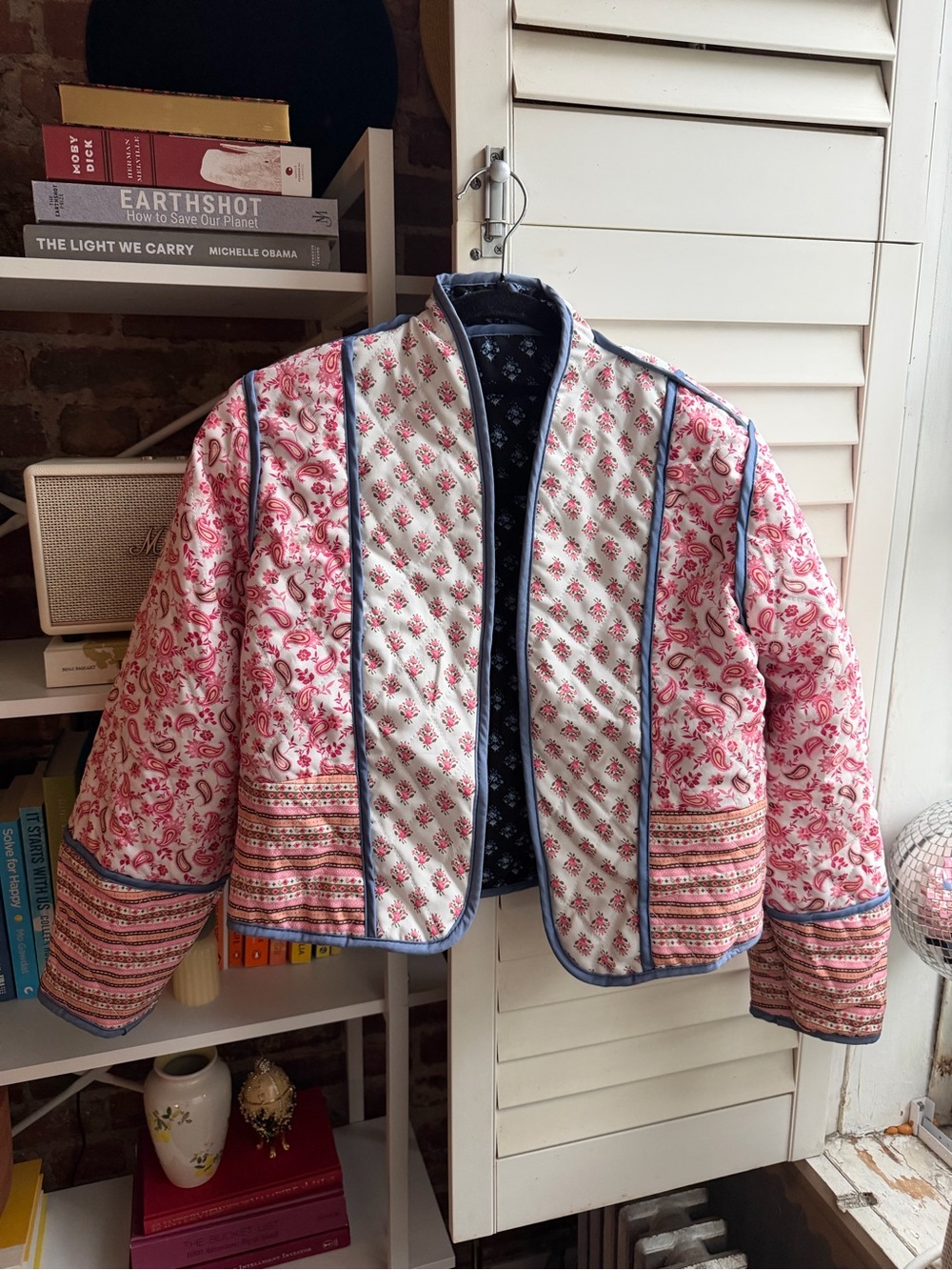 Blue Patterned Quilted Crop Jacket - Picture 2 of 3